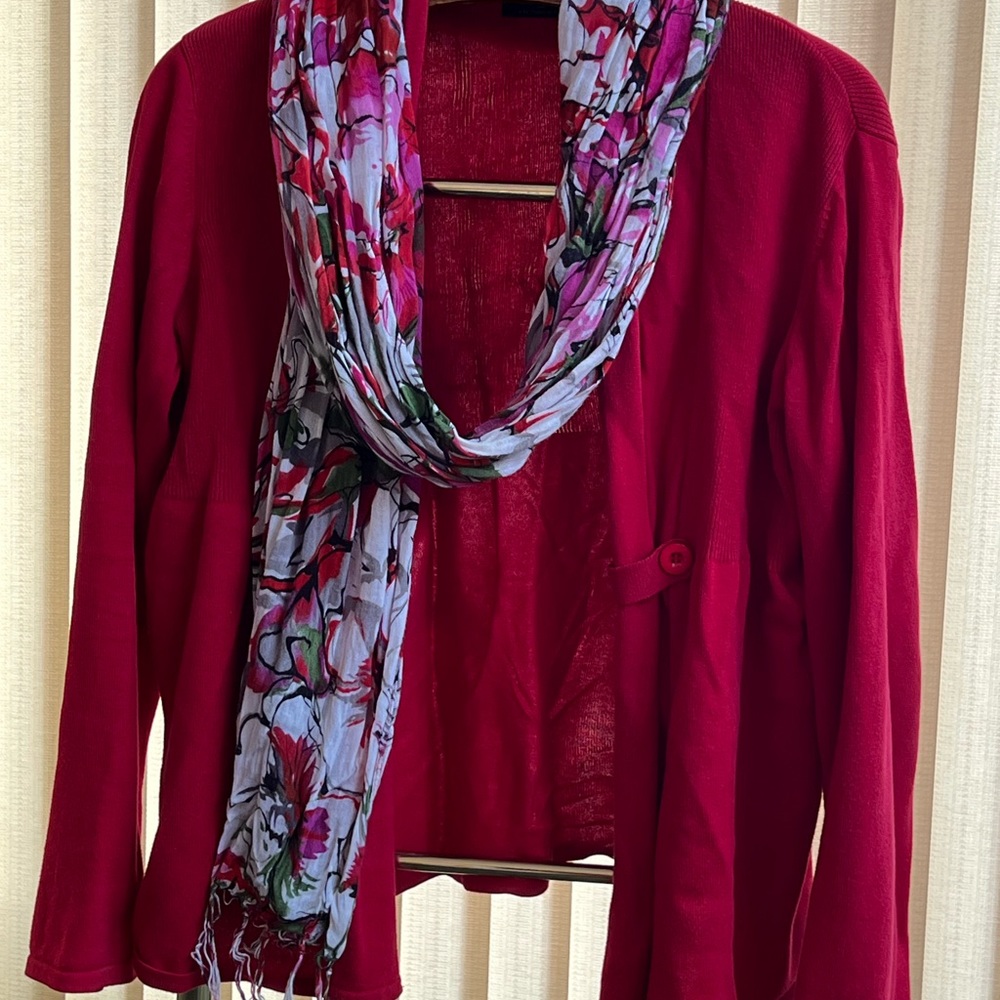 Elegant Red Cardigan with Floral Scarf